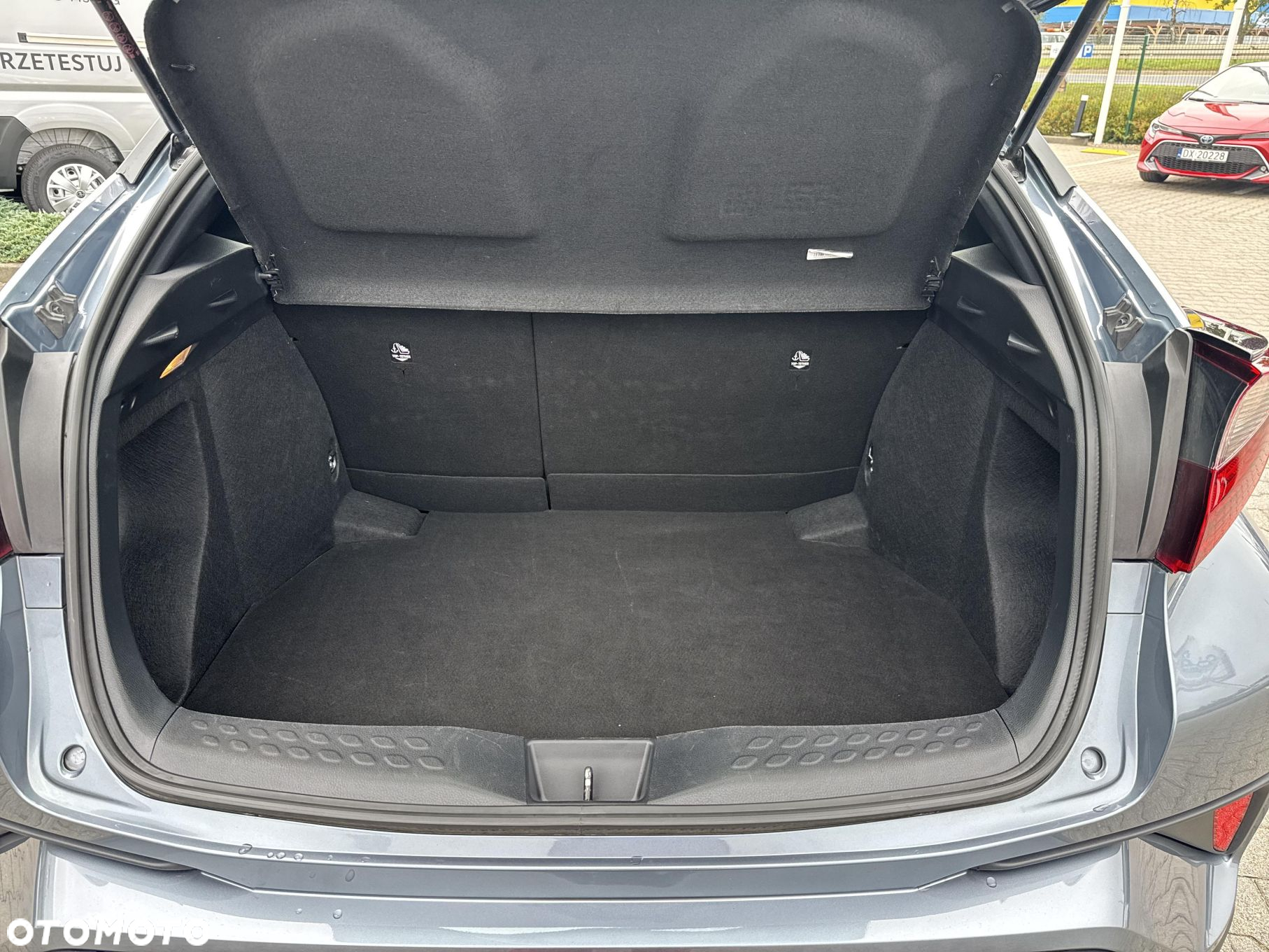 Toyota C-HR - 13