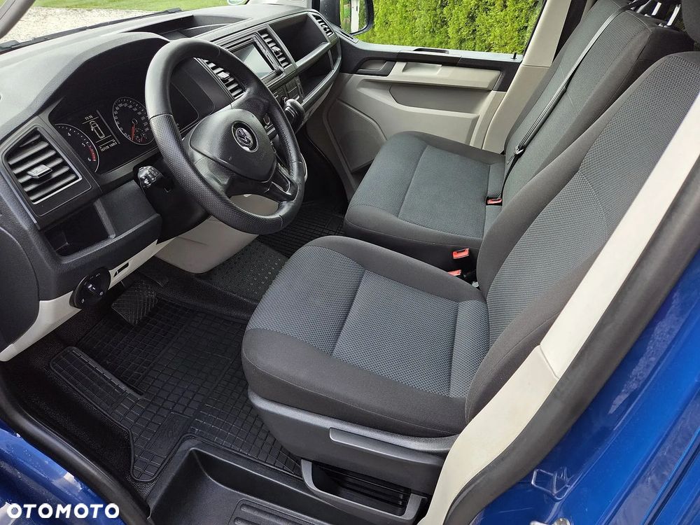 Volkswagen Transporter 2019 photo 3