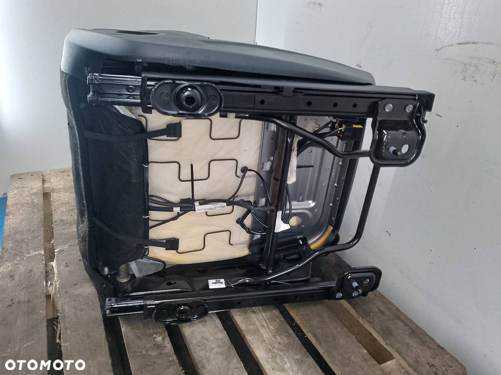 FOTEL PRAWY PASAŻERA FORD RANGER V ( 19-23 ) PICK-UP - 9