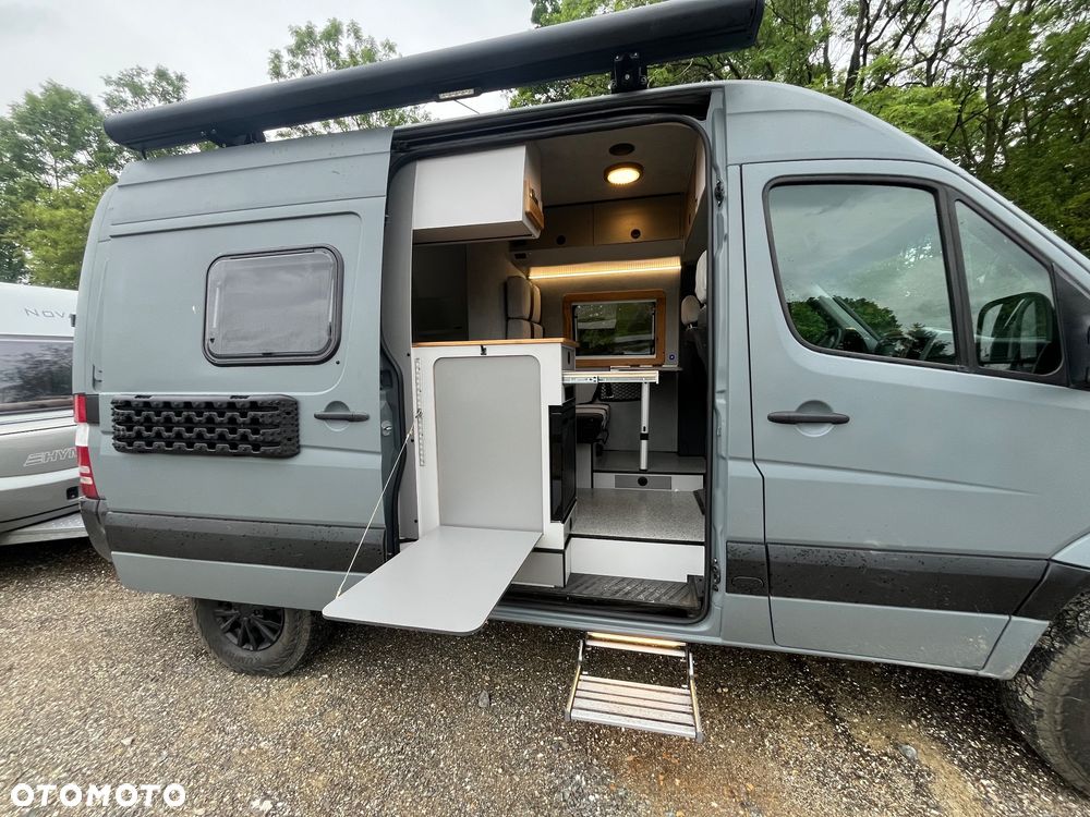 Mercedes-Benz Sprinter - 6