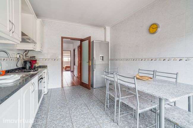 Apartamento T3 para arrendamento em Este S. Pedro Braga - Grande imagem: 4/19