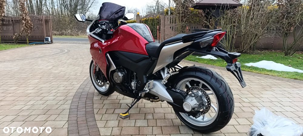 Honda VFR - 7