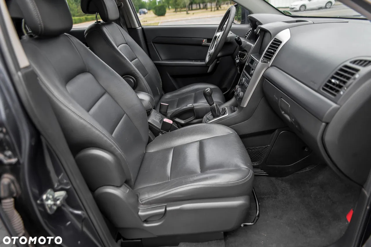 Chevrolet Captiva 2.0 d LS 5os - 14
