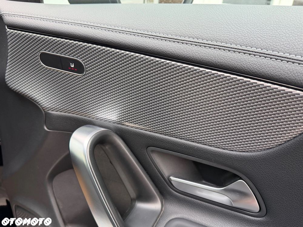 Mercedes-Benz CLA - 7