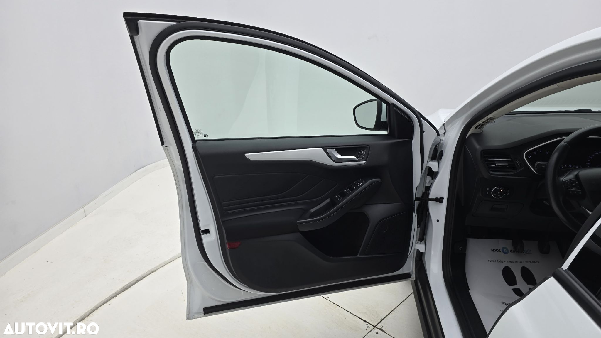 Ford Focus 1.0 EcoBoost Trend Edition - 10