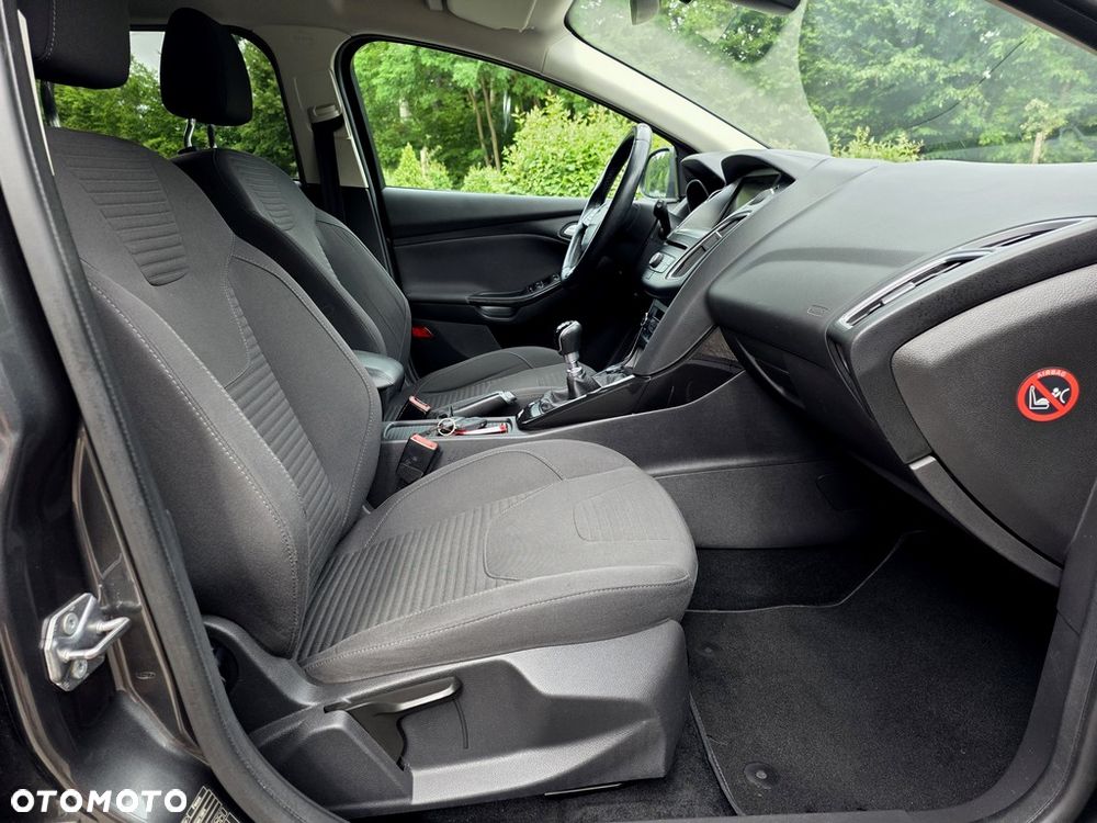 Ford Focus 1.5 EcoBoost Titanium ASS - 14