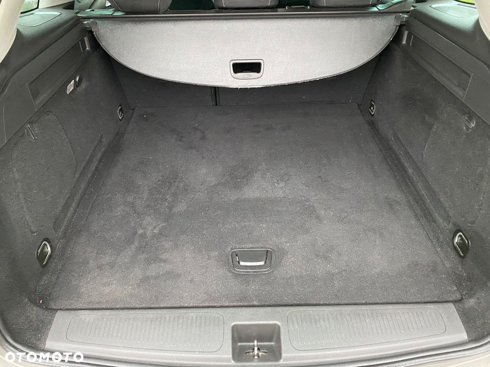 Opel Astra 1.4 T Dynamic - 11
