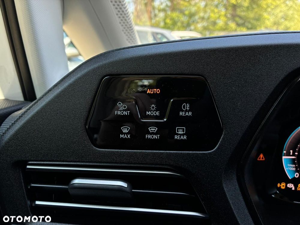 Volkswagen Caddy 2.0 TDI PanAmericana DSG - 29
