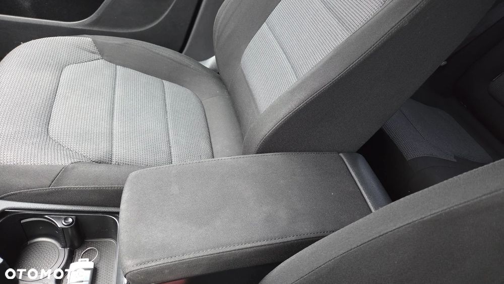 Volkswagen Passat 1.8 TSI Comfortline - 38