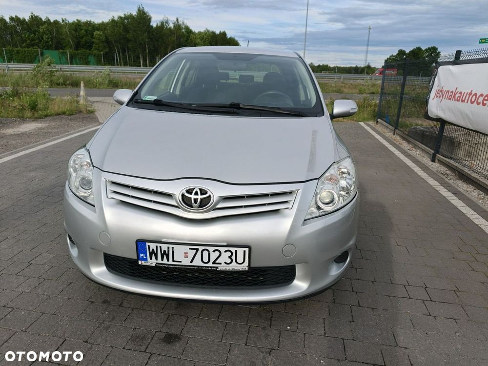 Toyota Auris - 4
