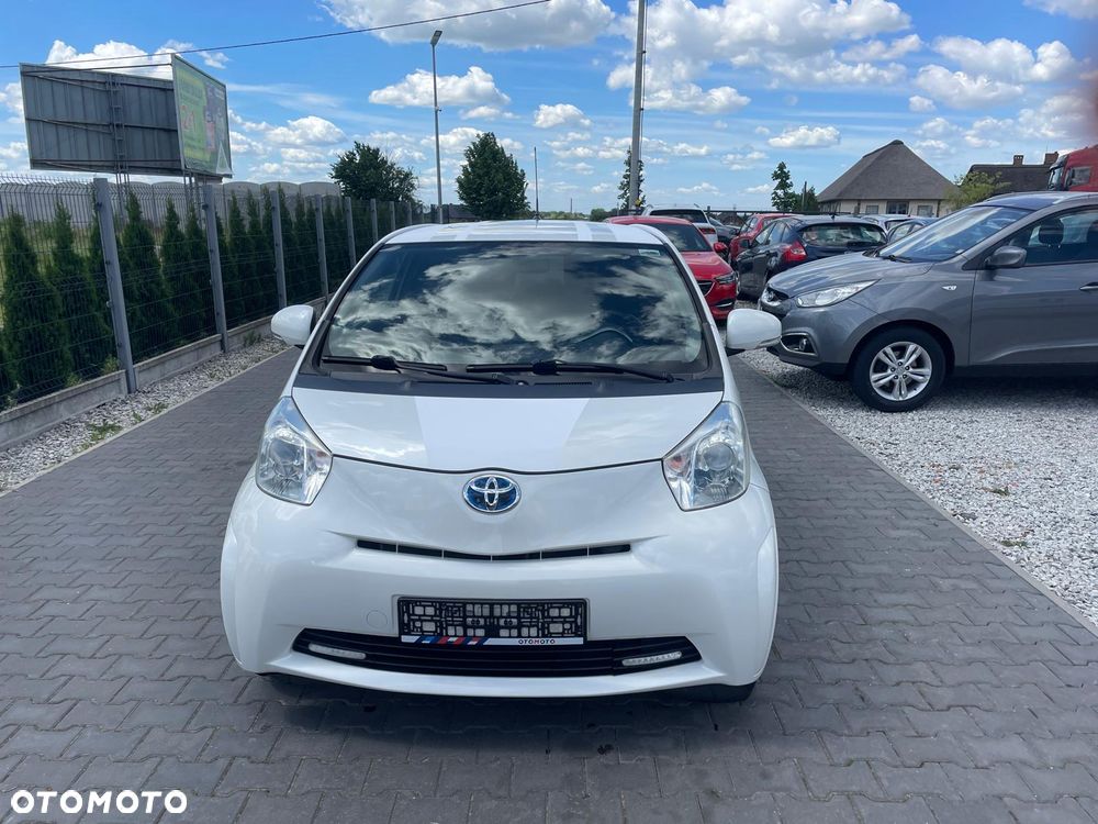Toyota iQ 1.0 Multidrive + - 7