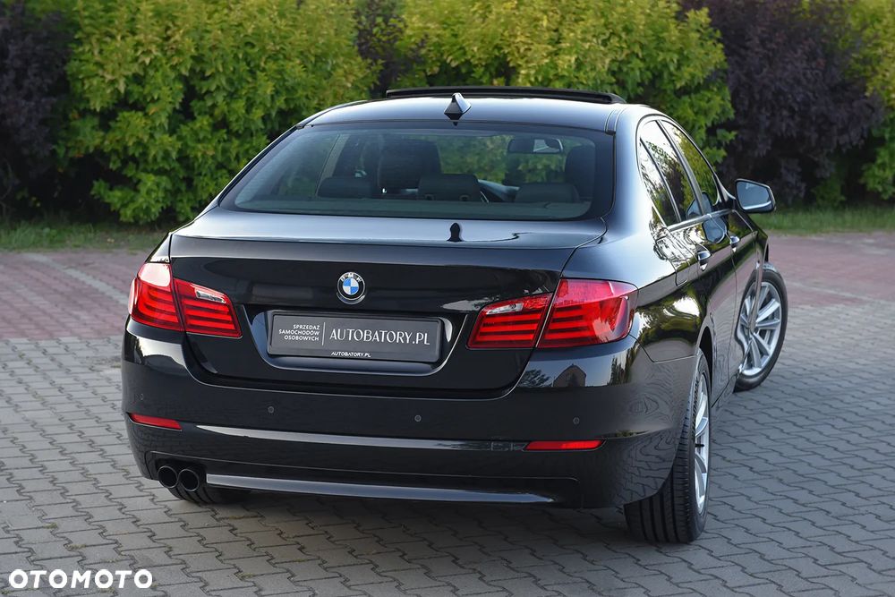 BMW Seria 5 520d - 12