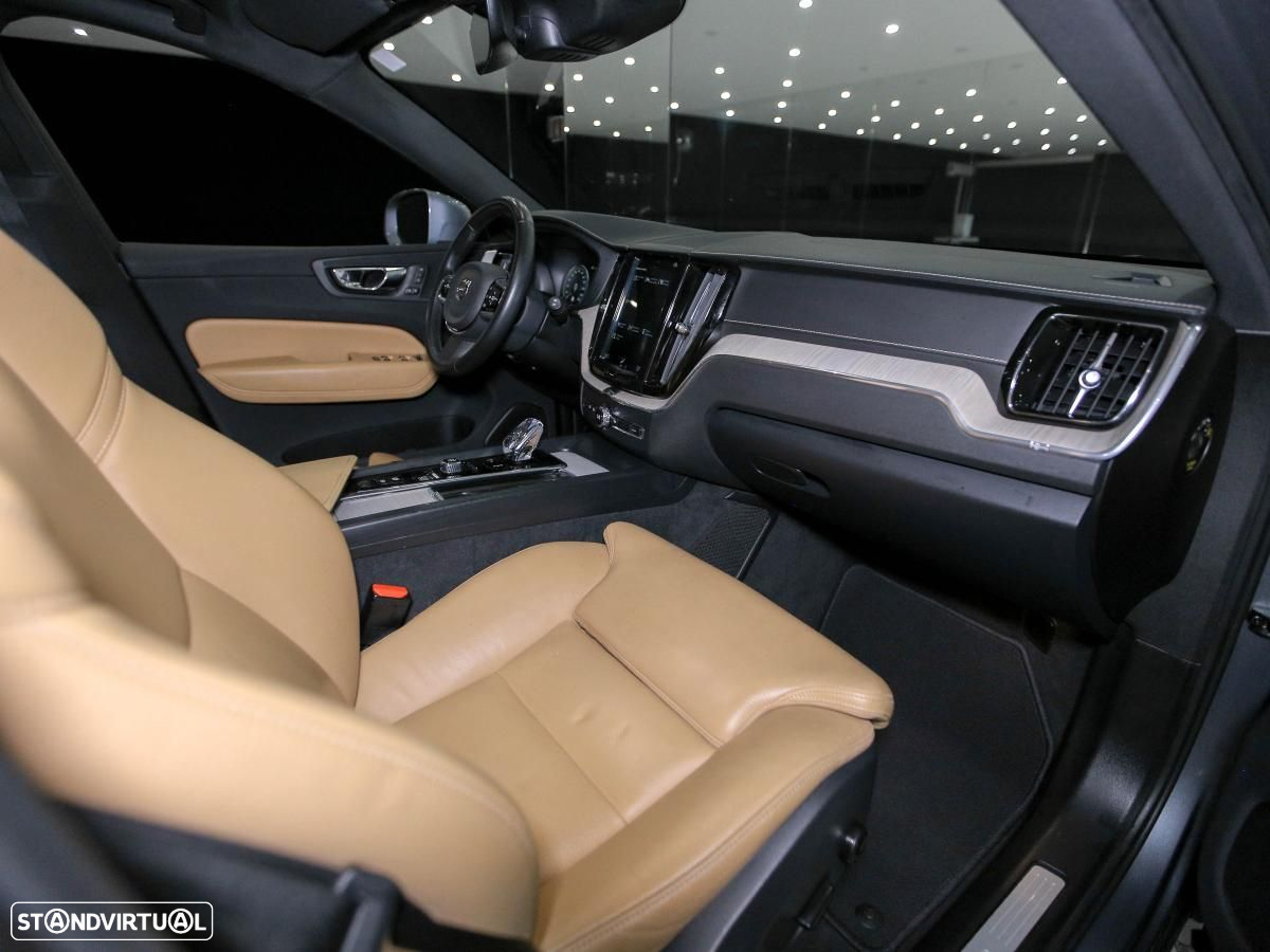 Volvo XC 60 2.0 T8 PHEV Inscription AWD - 9