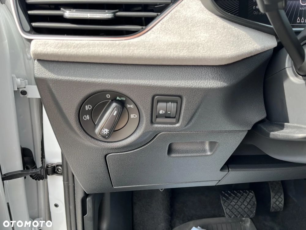 Skoda Scala 1.5 TSI Selection DSG - 24