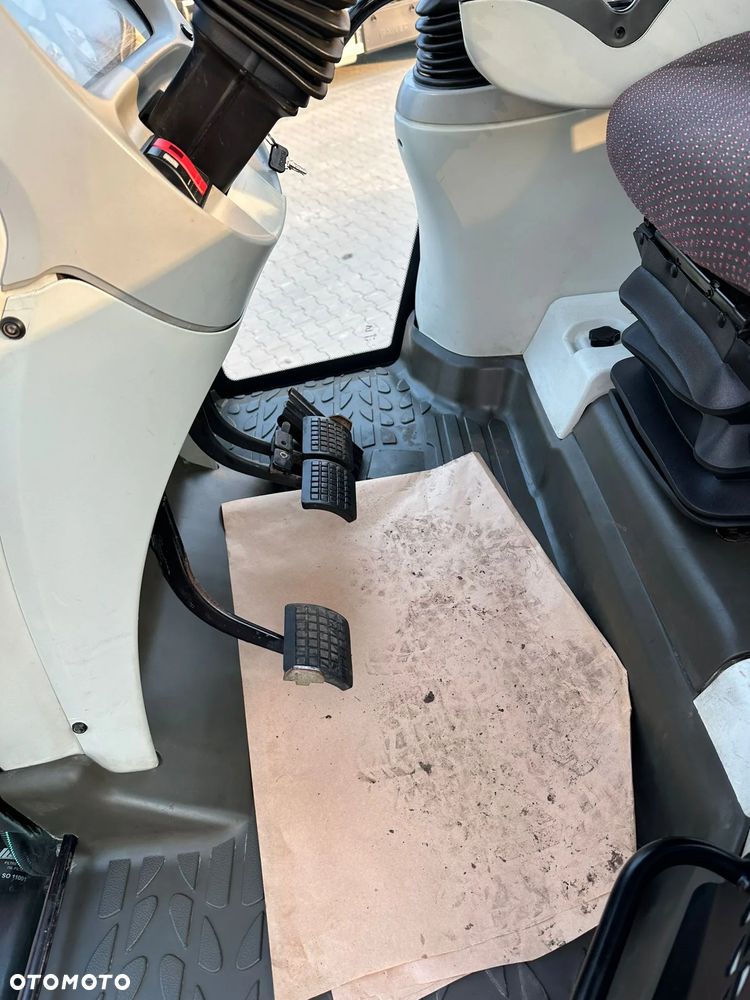 Massey Ferguson 6490 - 10