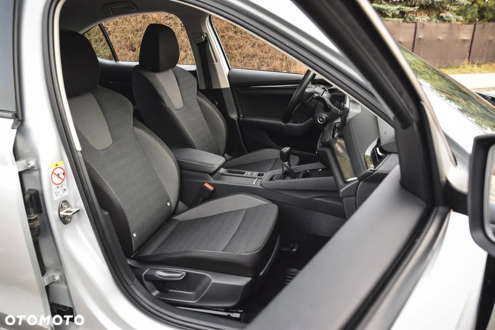 Skoda Octavia 1.5 TSI ACT Ambition - 6