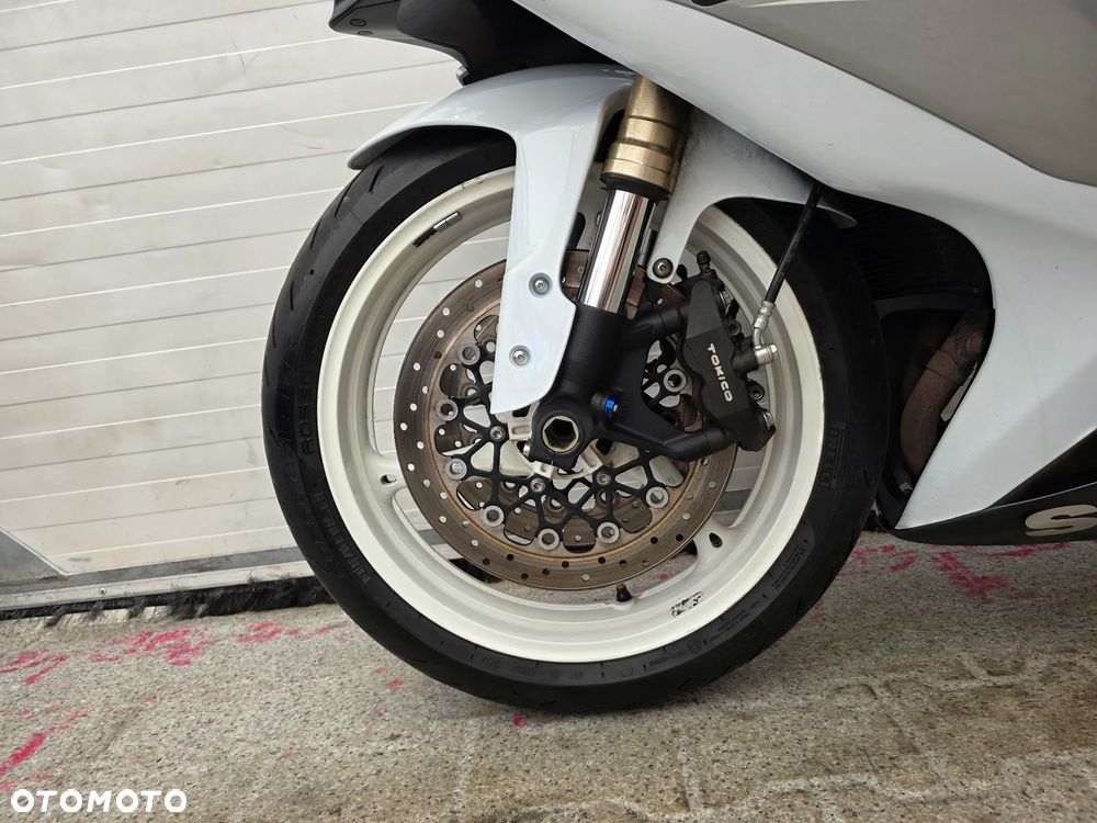 Suzuki GSX-R - 14