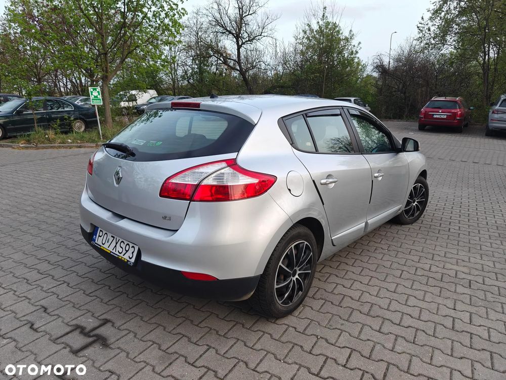 Renault Megane 1.5 dCi Expression - 7