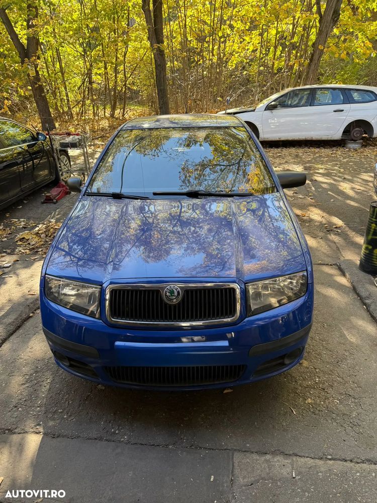 Dezmembrez Skoda Fabia 1 facelift 2007 albastru 1,2 benzina - 5