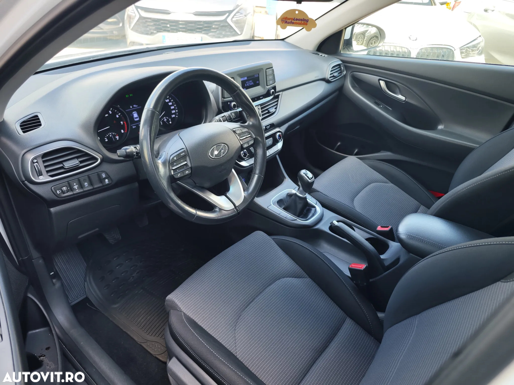 Hyundai i30 1.5 110CP 5DR M/T Comfort - 9