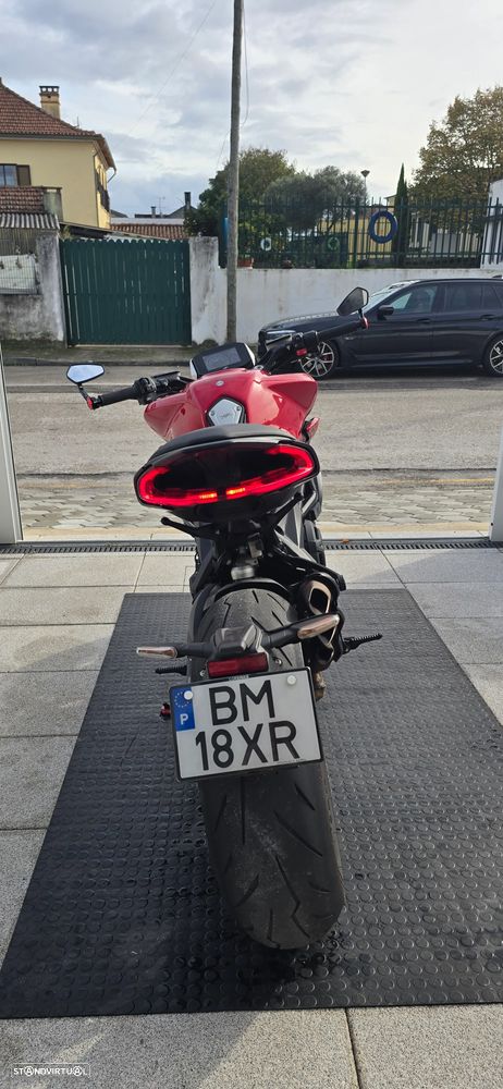 MV Agusta Dragster 800R - 3