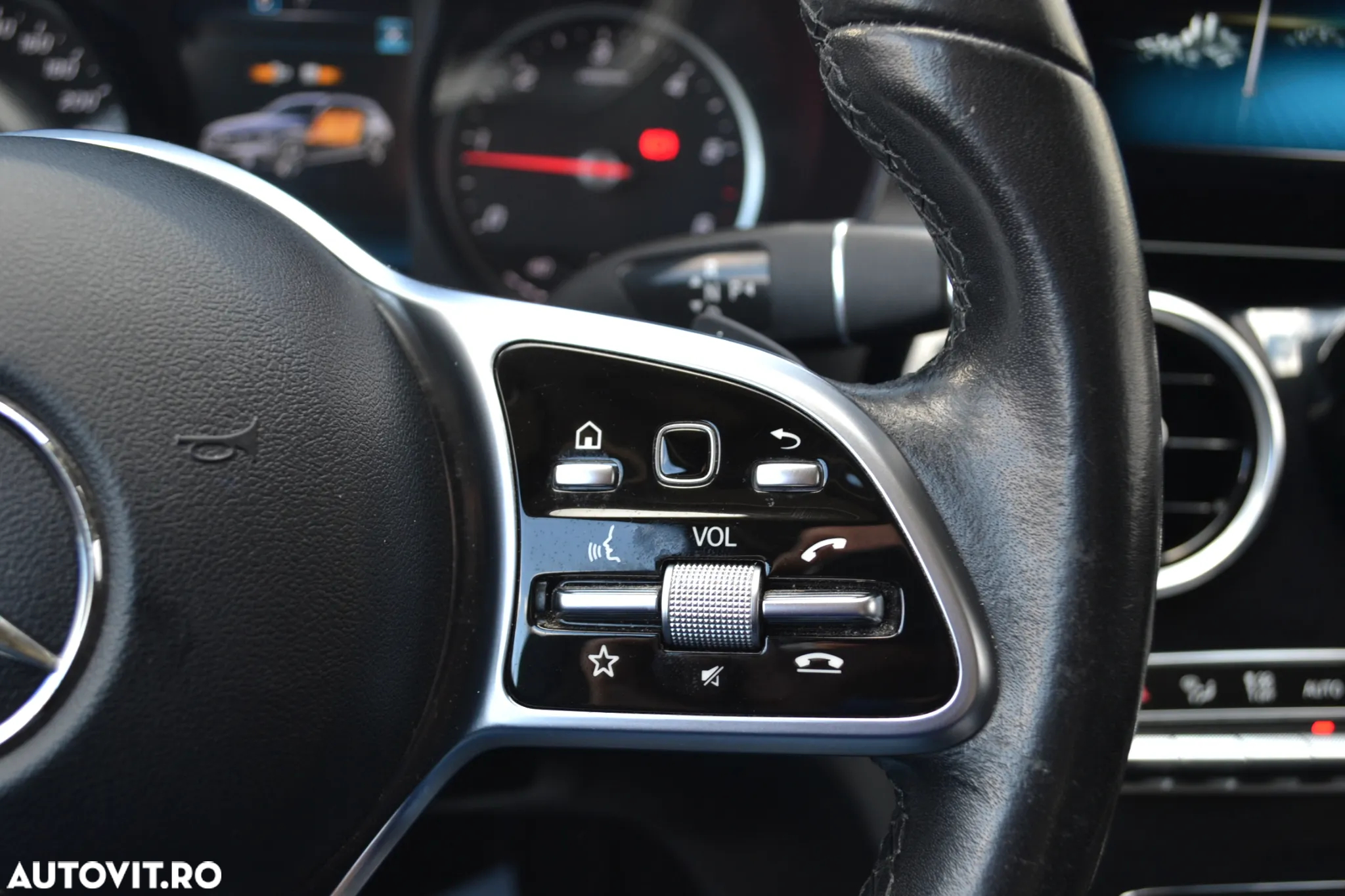 Mercedes-Benz C 220 d T 9G-TRONIC Avantgarde - 13