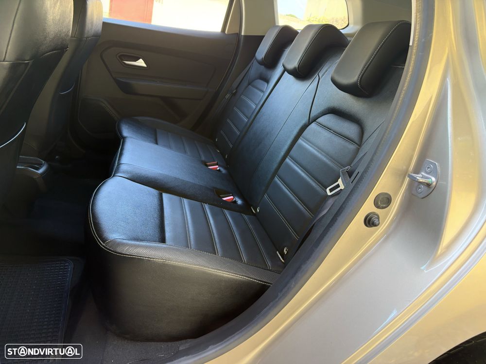 Dacia Duster 1.2 TCe Prestige - 33