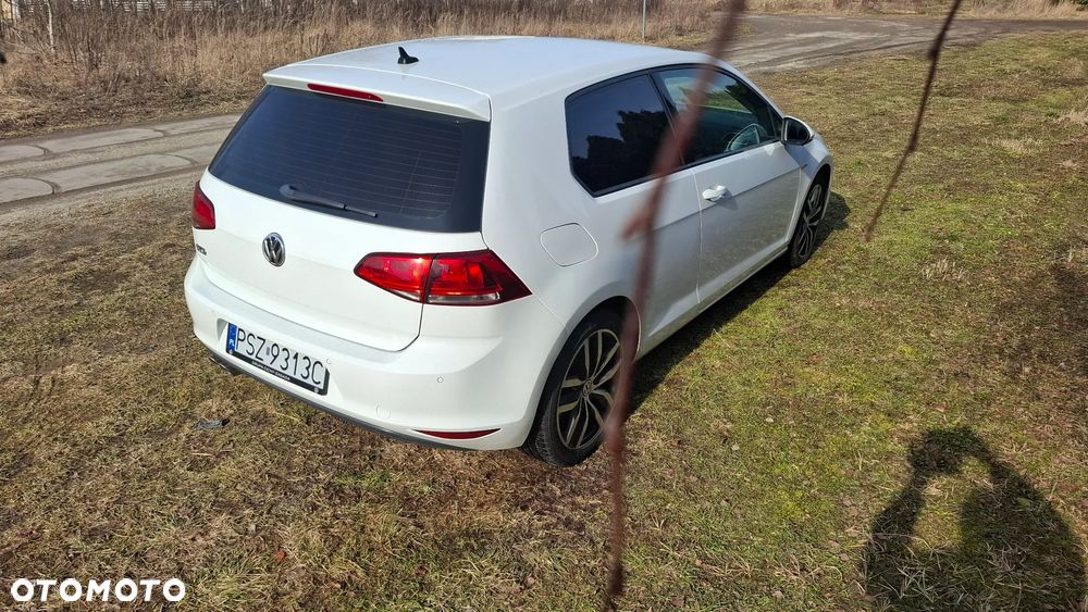 Volkswagen Golf - 4