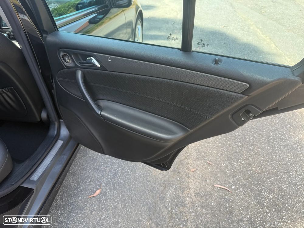 Mercedes-Benz C 220 - 19