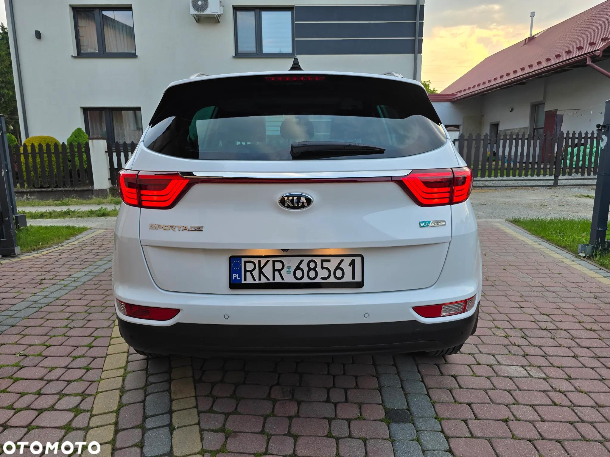 Kia Sportage 1.7 CRDI Business Line L 2WD - 12