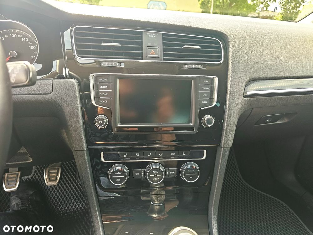 Volkswagen Golf VII 1.4 TSI BMT Highline - 13