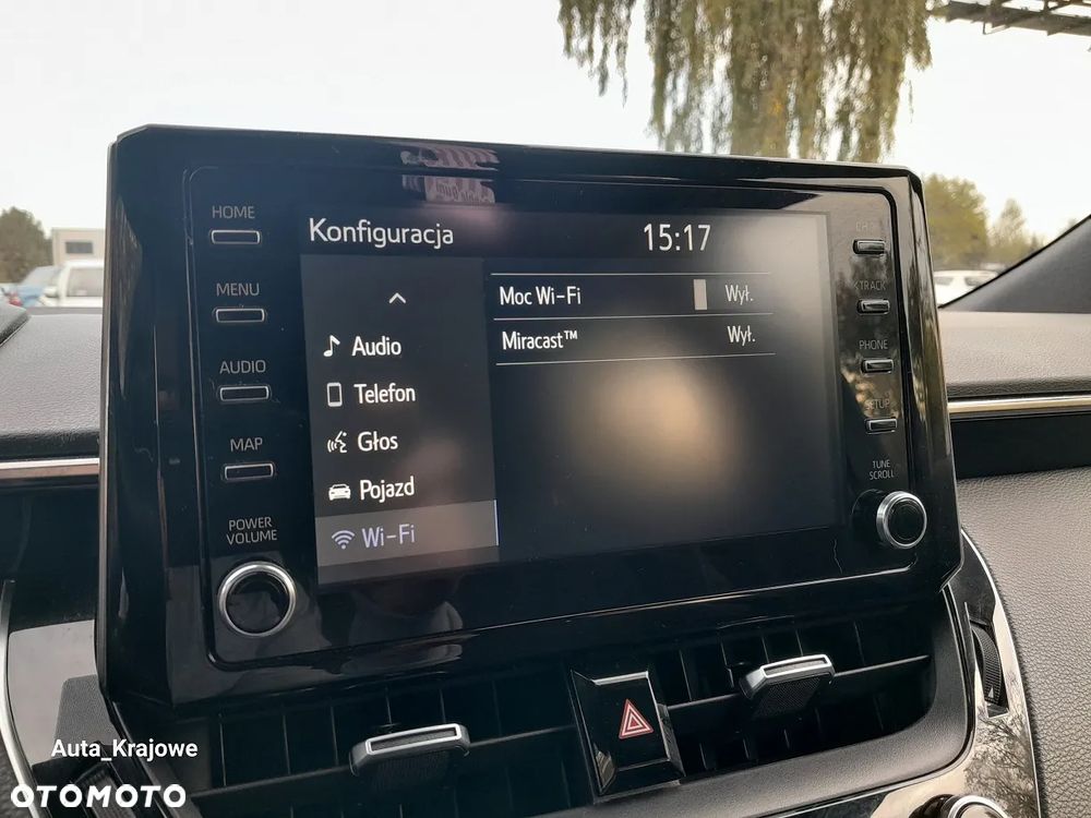 Toyota Corolla 1.8 Hybrid Comfort - 17