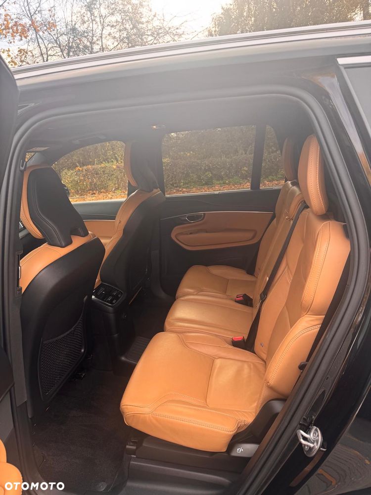 Volvo XC 90 T8 AWD Plug-In Hybrid Inscription 7os - 4