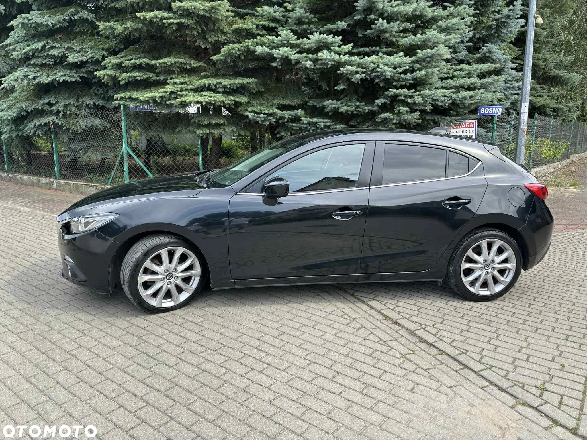 Mazda 3 - 6