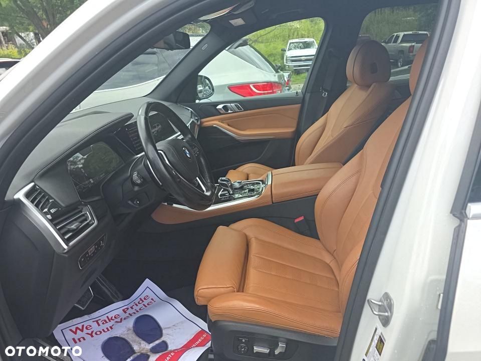 BMW X5 xDrive40i - 9