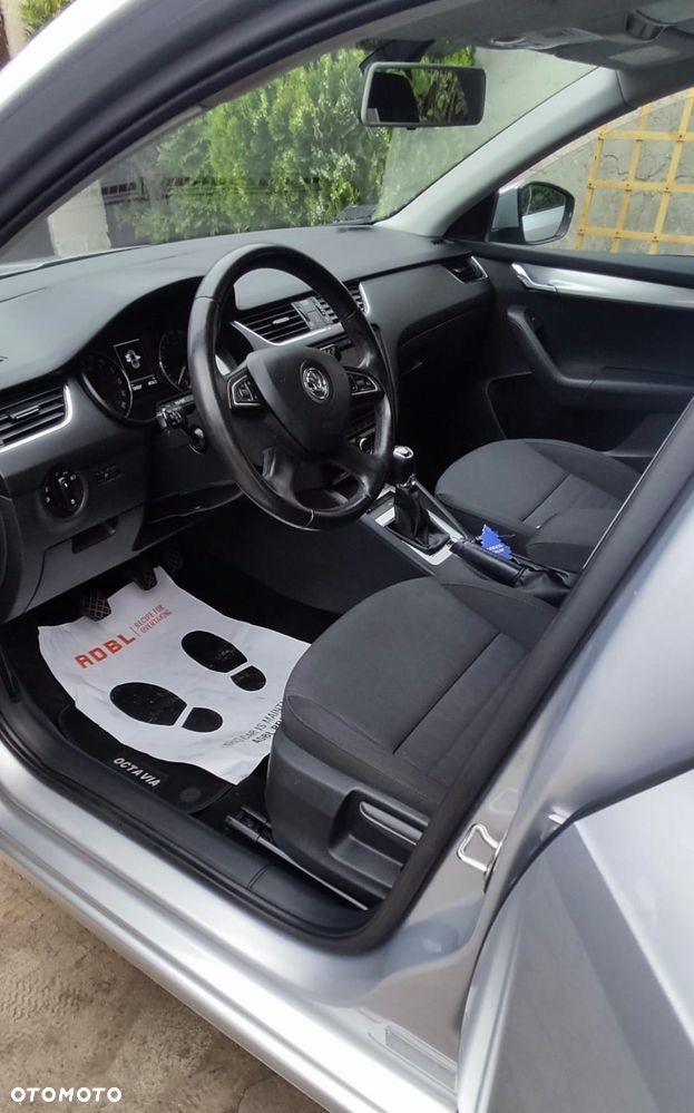 Skoda Octavia 2.0 TDI Elegance - 2