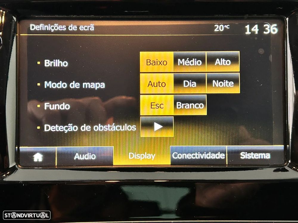 Renault Clio 0.9 TCe Limited Bi-Fuel - 19