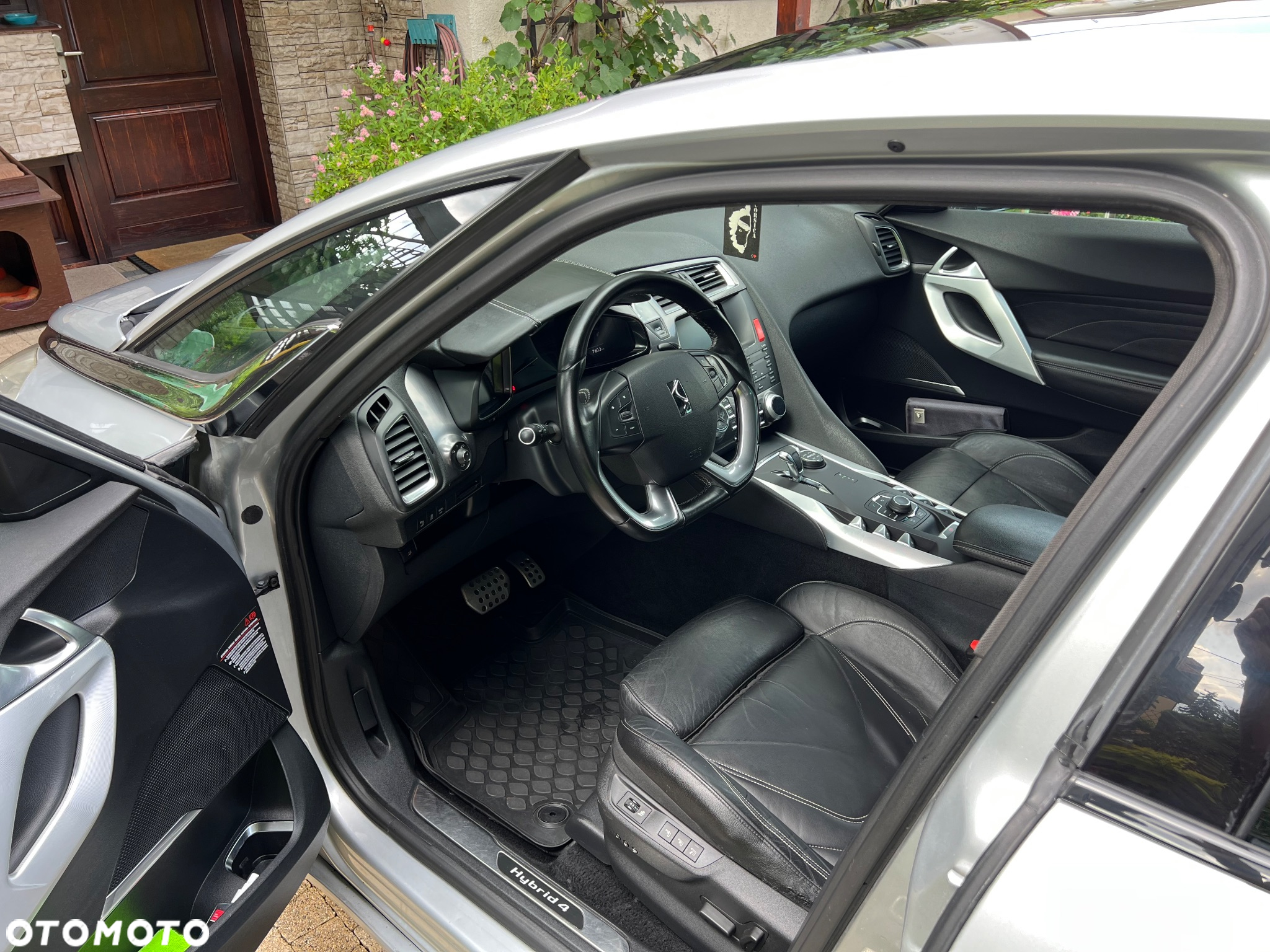 Citroën DS5 2.0 HDi Hybrid4 SportChic MCP - 11
