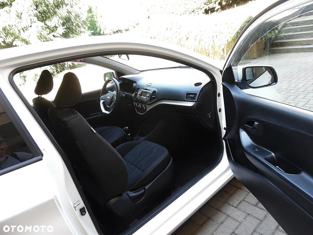 Kia Picanto - 23