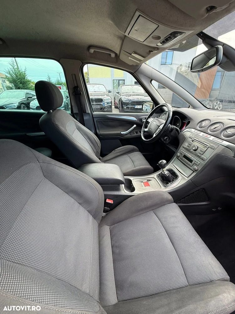 Ford S-Max - 6