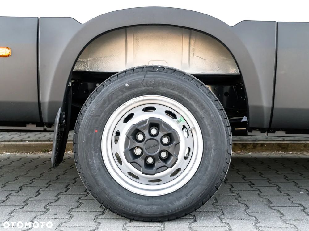 Iveco Daily 35S18HV 3.0 L4H2 - 9