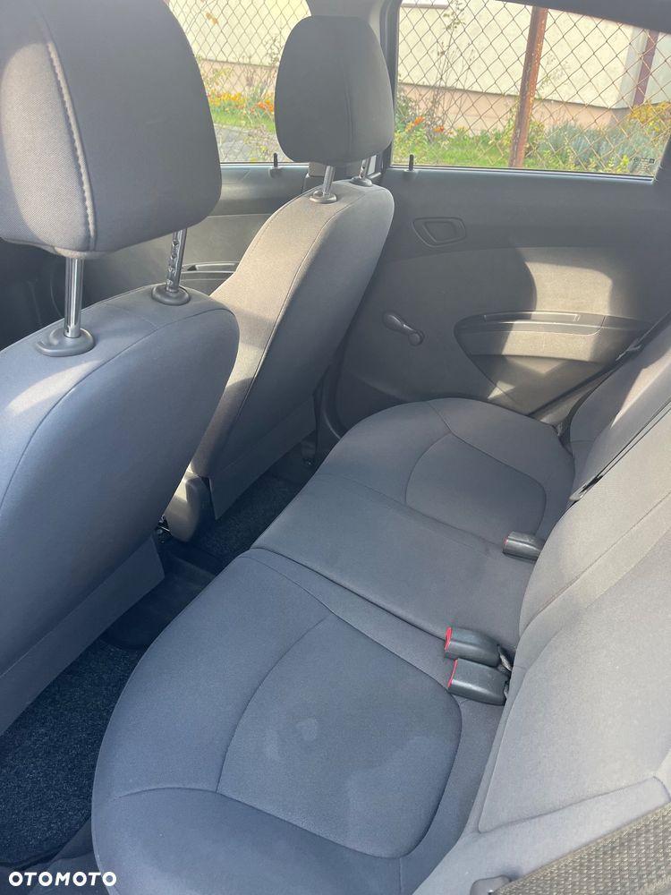 Chevrolet Spark 1.0 Base - 16