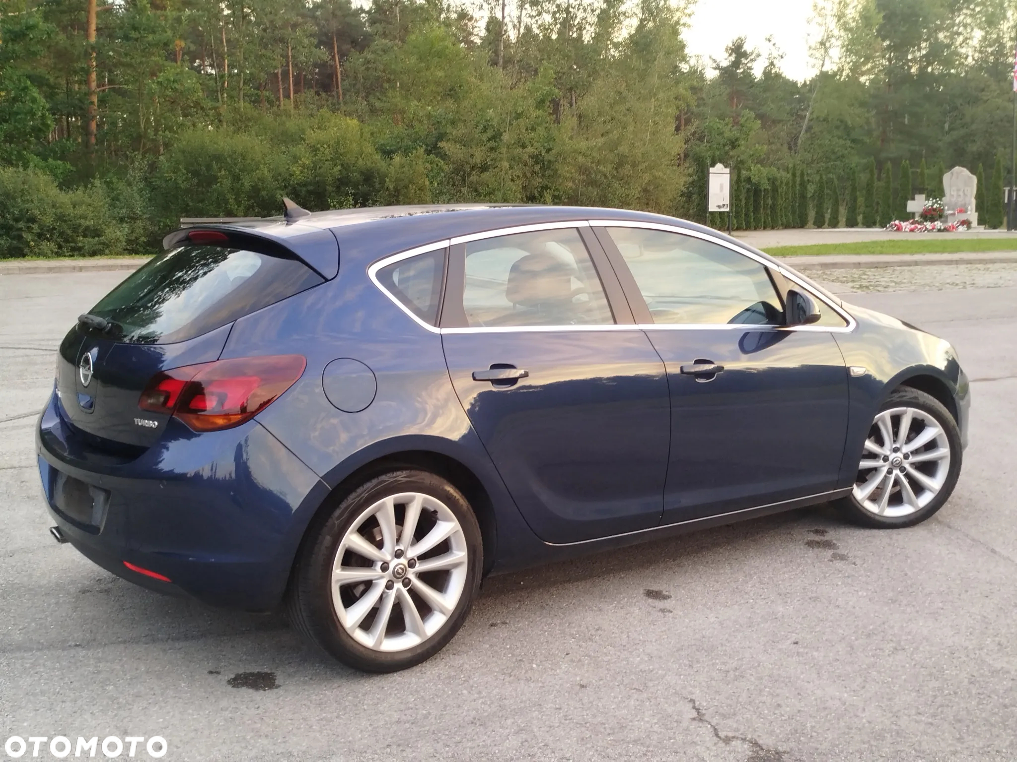 Opel Astra 1.4 Turbo Cosmo - 4