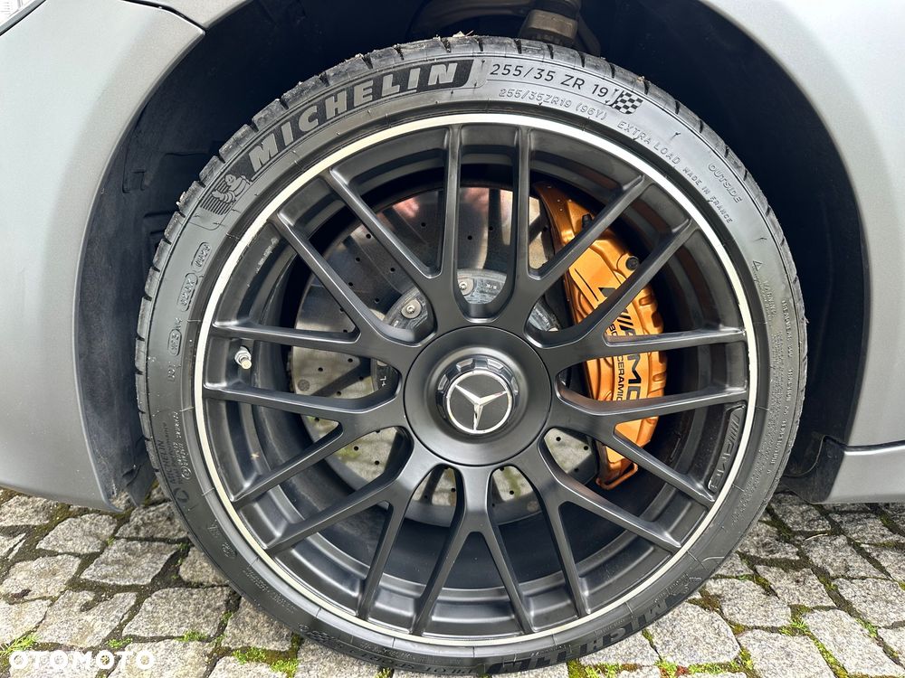 Mercedes-Benz Klasa C AMG 63 S AMG Speedshift MCT 9G - 28