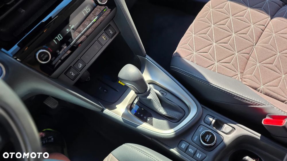Toyota Yaris Cross Hybrid 1.5 Executive 4x4 - 24
