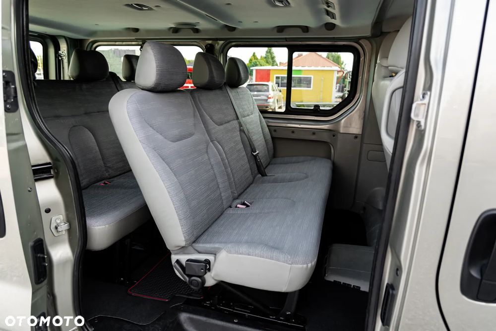 Renault Trafic Passenger L2H1 Expression - 20