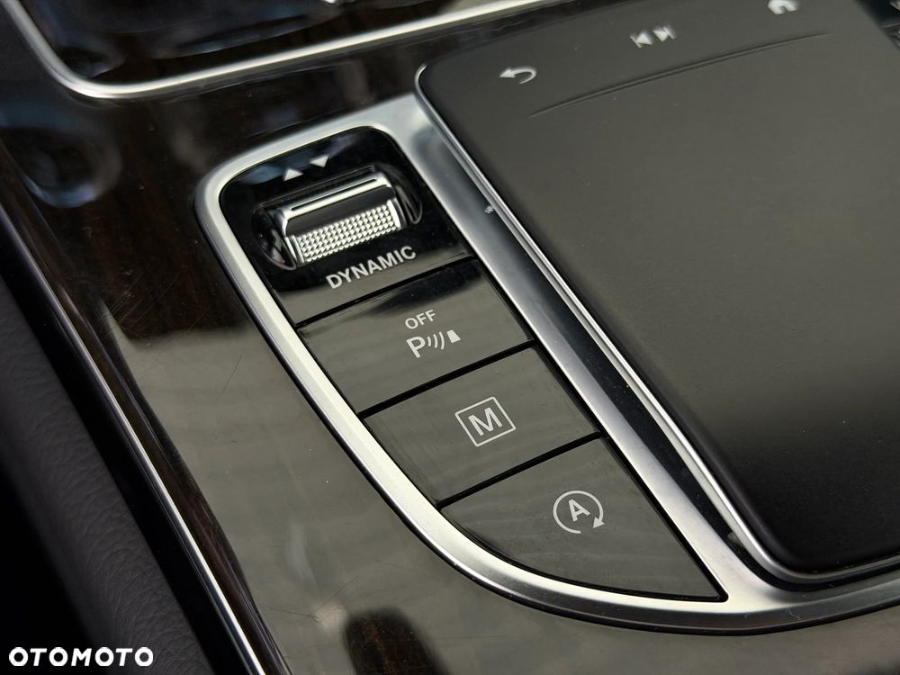 Mercedes-Benz GLC 220 d 4-Matic - 22