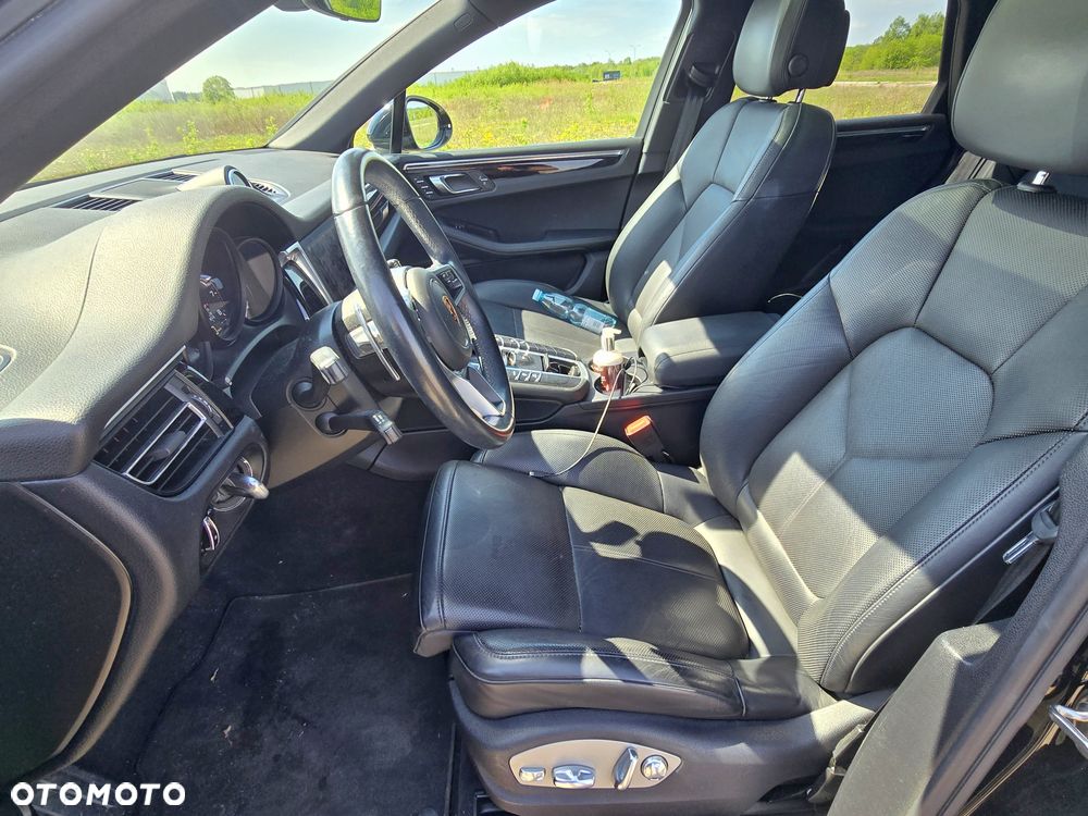 Porsche Macan Standard - 14