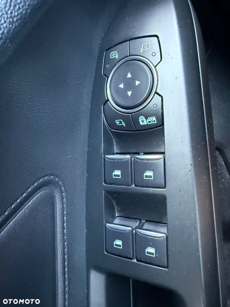 Ford Focus 1.5 EcoBoost STart-Stopp-System ST-LINE - 31