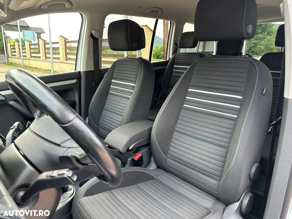 Volkswagen Touran 1.6 TDI DPF DSG Cup - 10
